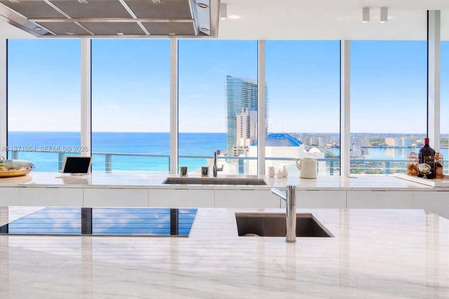 19575 Collins Ave # 30, Sunny Isles Beach FL 33160 — 21