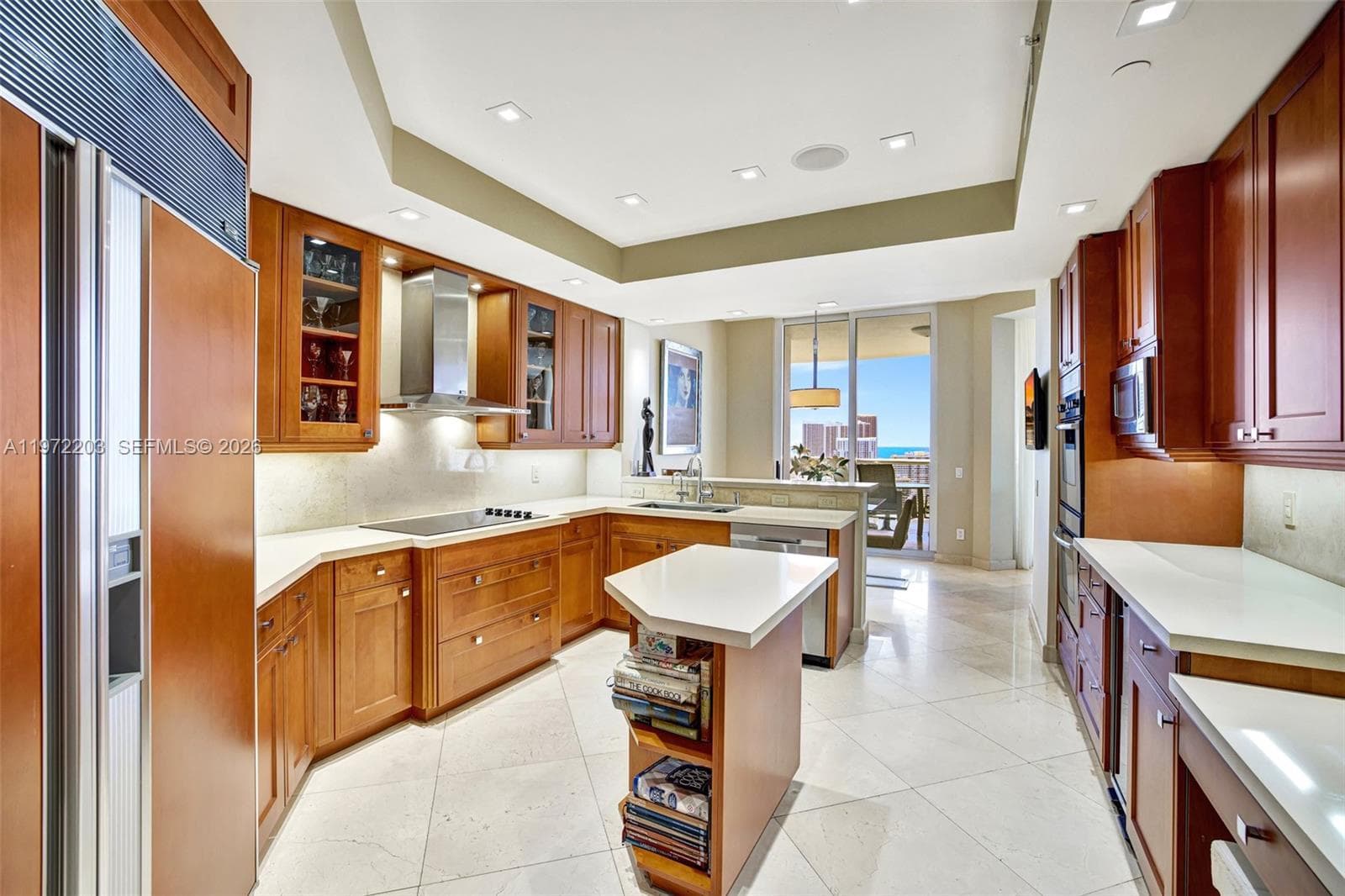 21200 Point Pl, Aventura FL 33180 — 32