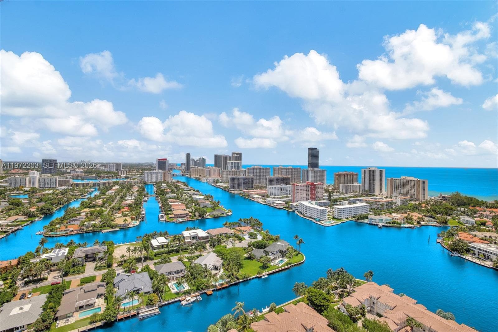 21200 Point Pl, Aventura FL 33180 — 37