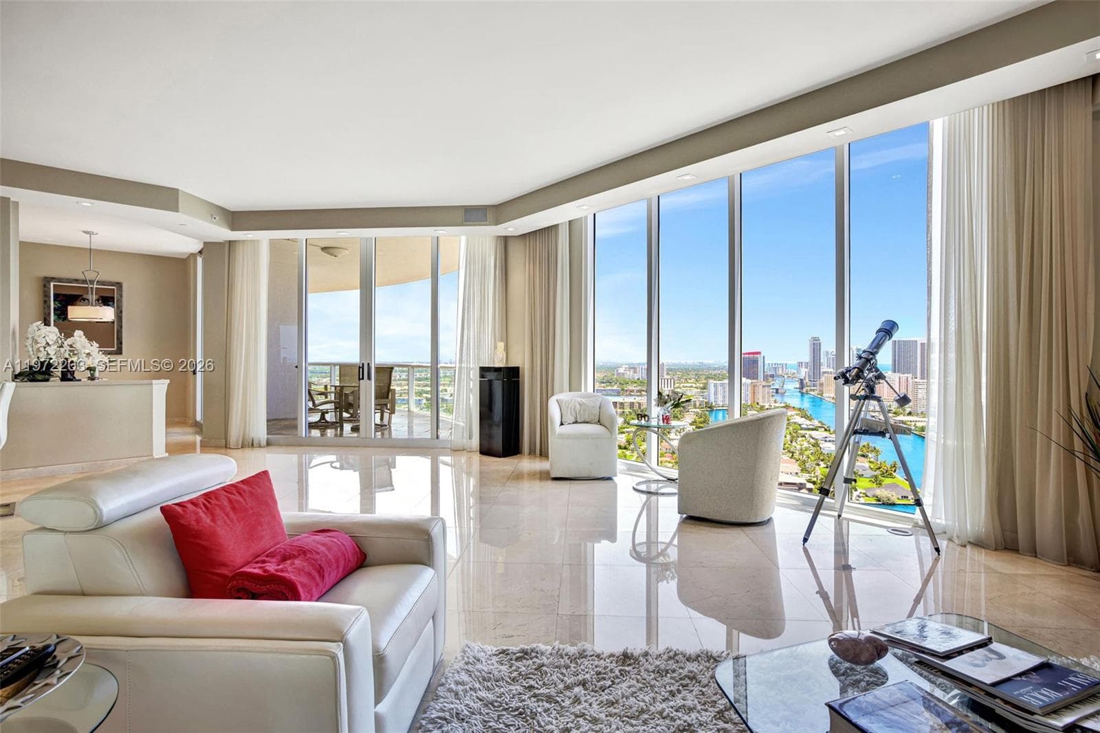 21200 Point Pl, Aventura FL 33180 — 25