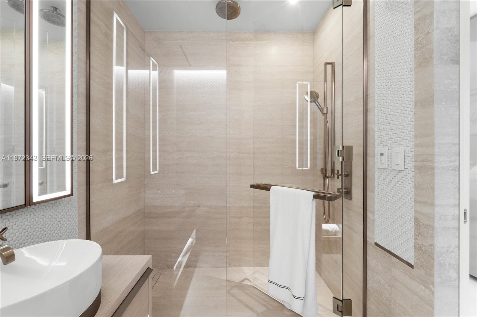 8955 NE Collins Ave # 301, Surfside FL 33154 — 45