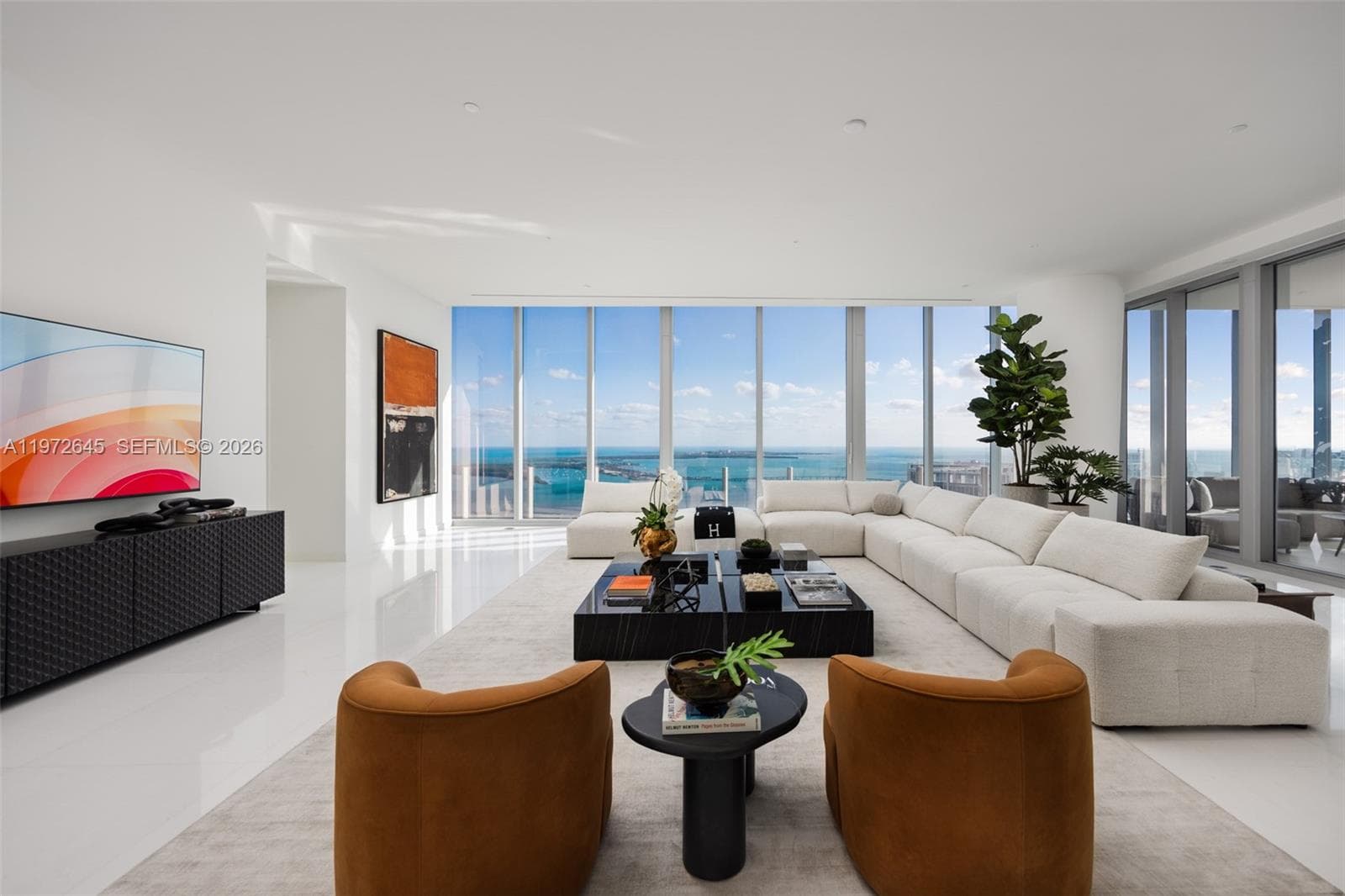 300 Biscayne Boulevard Way, Miami FL 33131 — 4