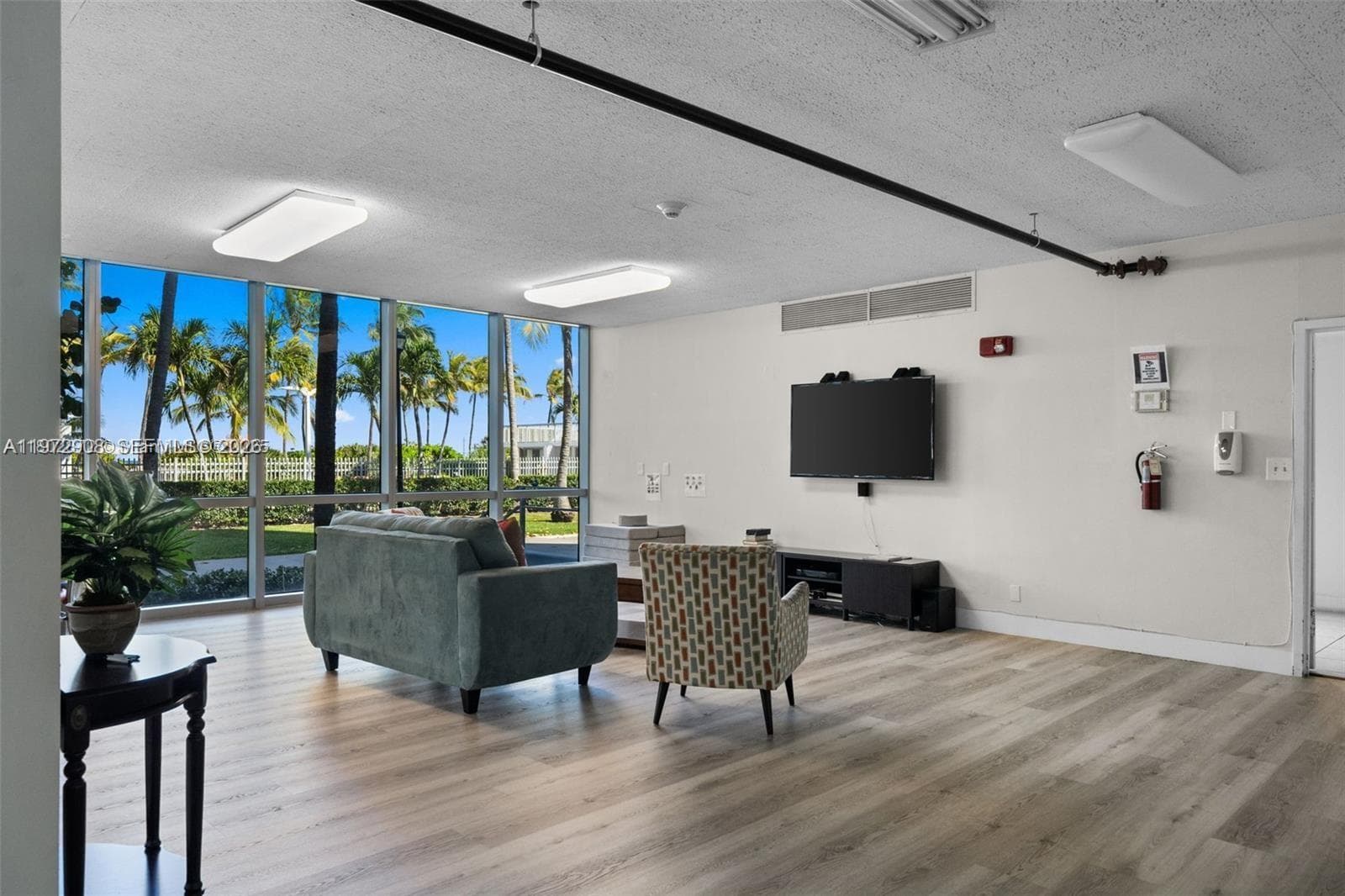 2655 Collins Ave # 1404, Miami Beach FL 33140 — 34