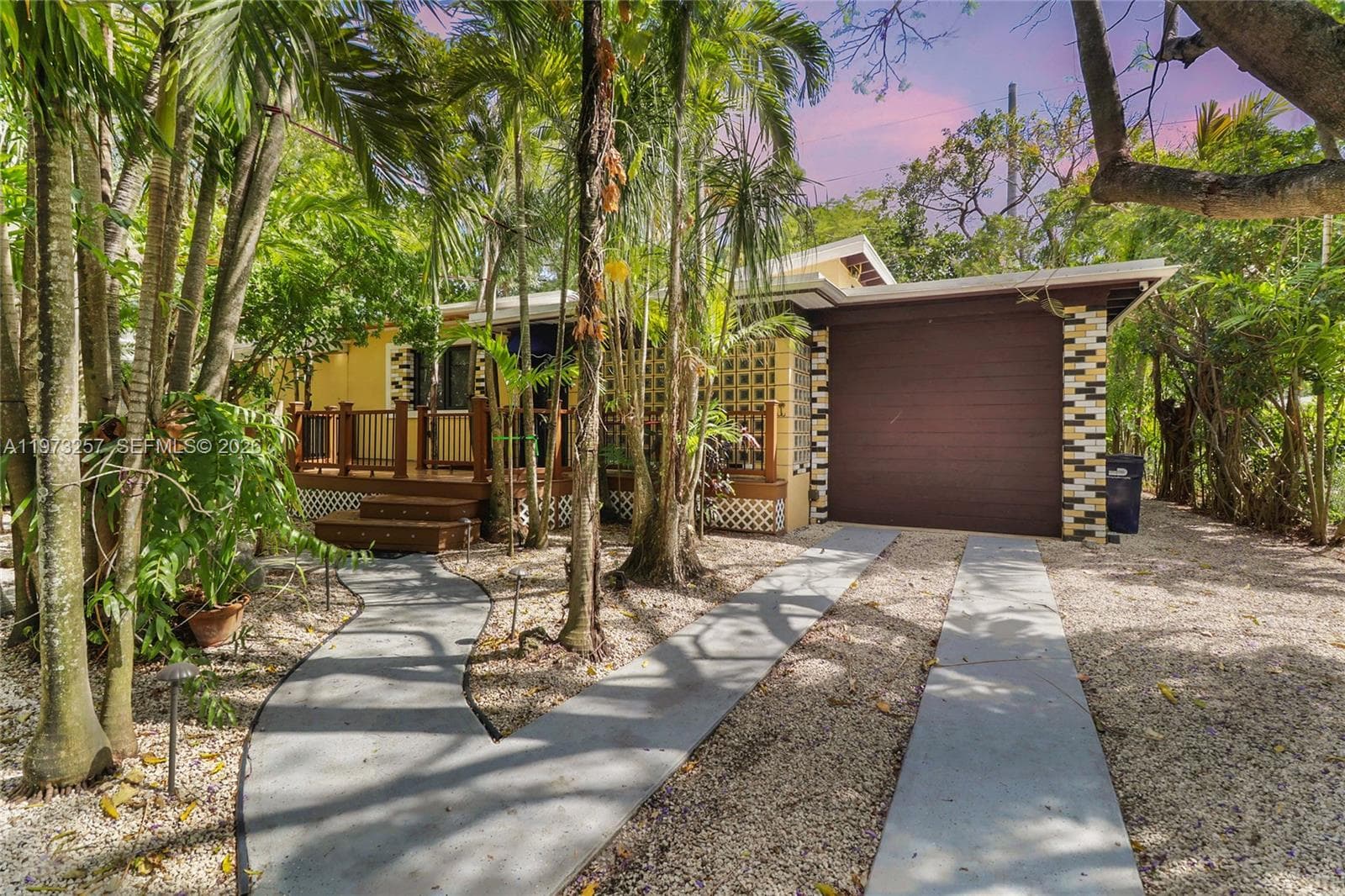 550 Quail Ave, Miami Springs FL 33166 — 1