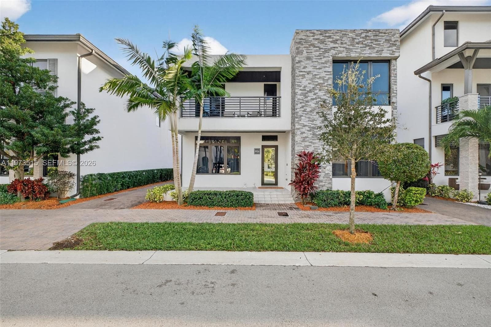 8126 NW 48th Ter, Doral FL 33166 — 66