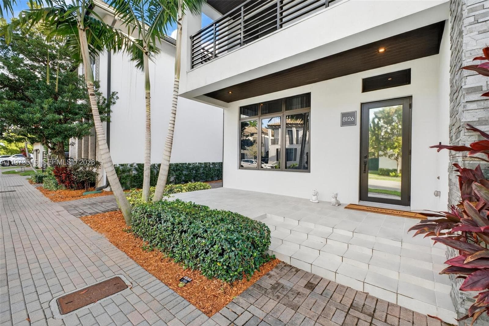 8126 NW 48th Ter, Doral FL 33166 — 5