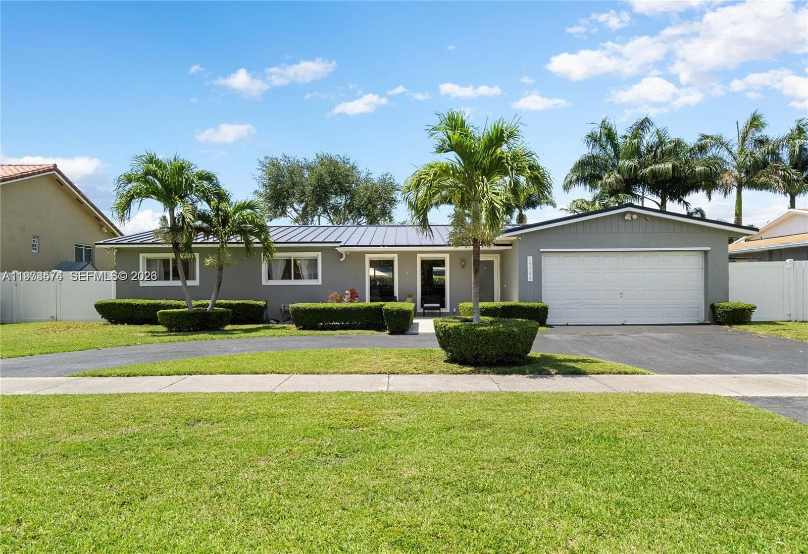 19900 SW 83rd Ave, Cutler Bay FL 33189 — 5