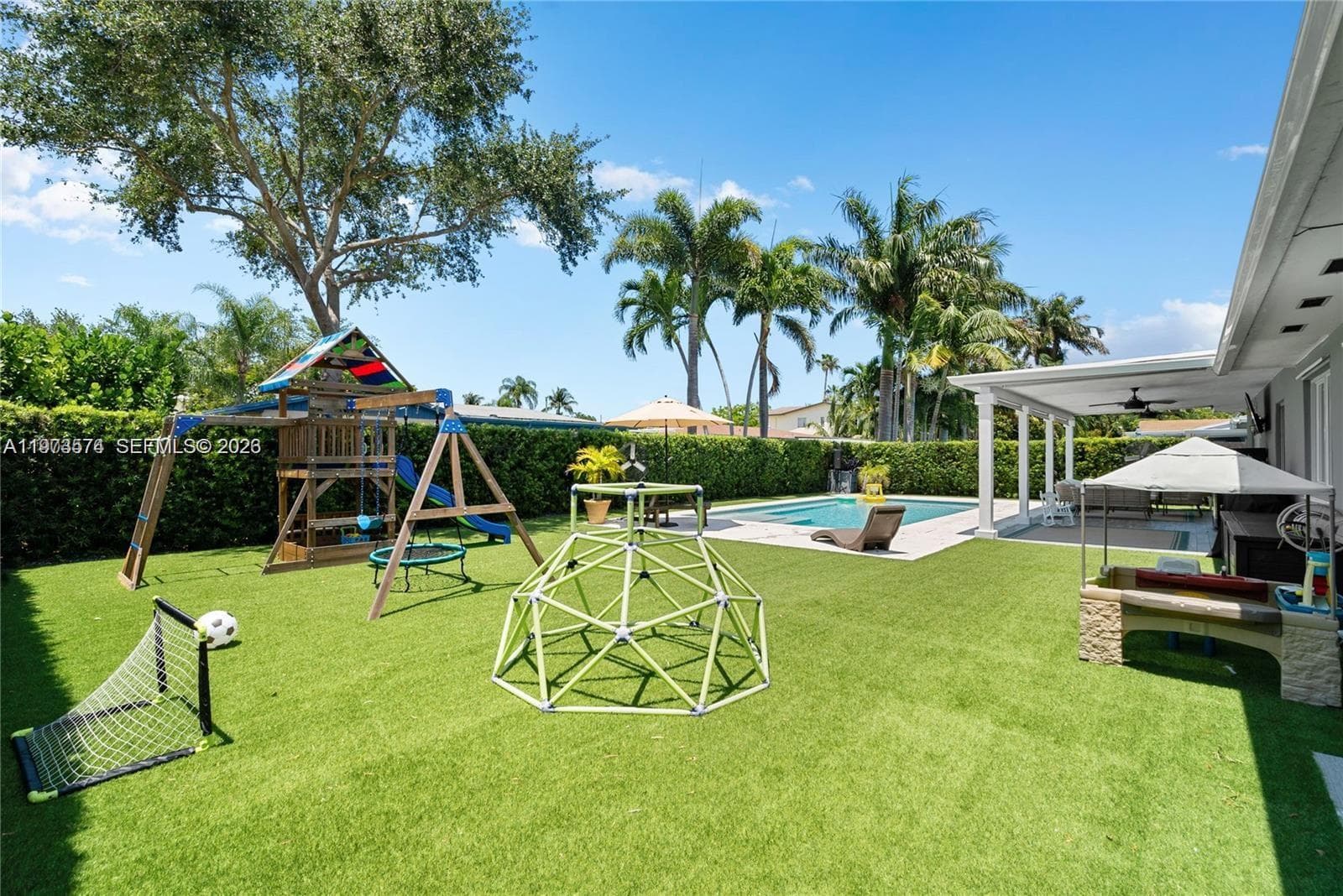 19900 SW 83rd Ave, Cutler Bay FL 33189 — 25