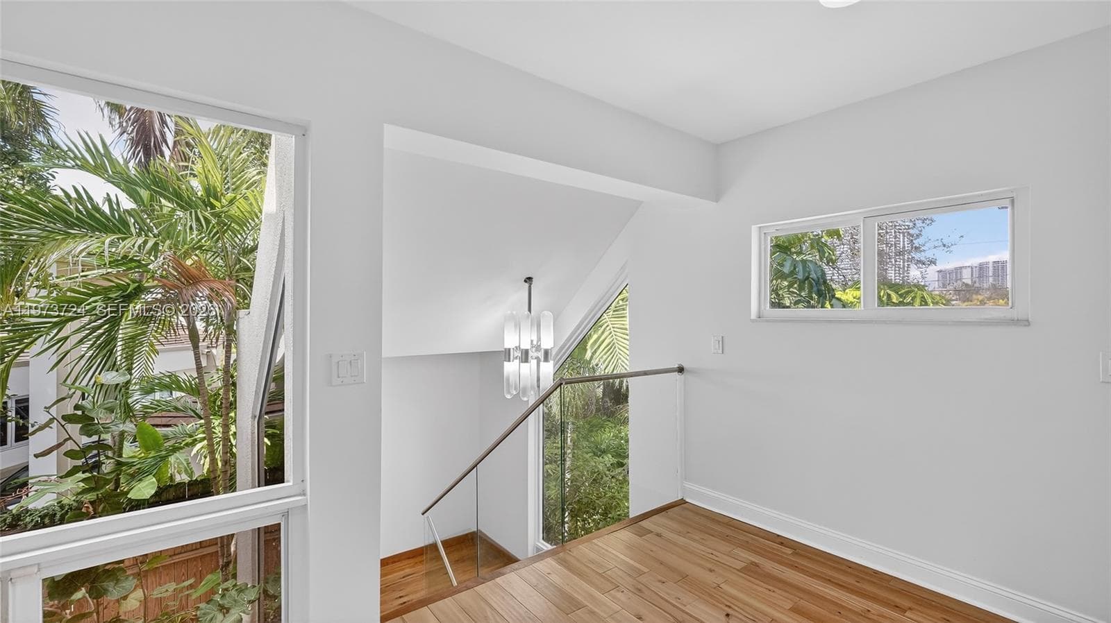 3226 NE 168th St, North Miami Beach FL 33160 — 20