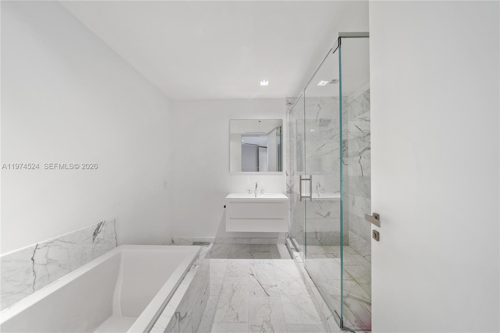7043 Fisher Island Dr # 7043, Miami Beach FL 33109 — 45