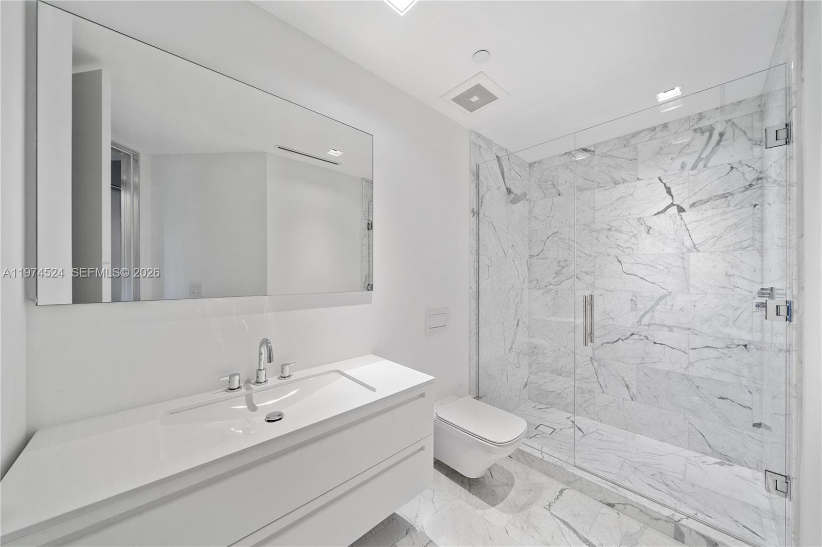 7043 Fisher Island Dr # 7043, Miami Beach FL 33109 — 40