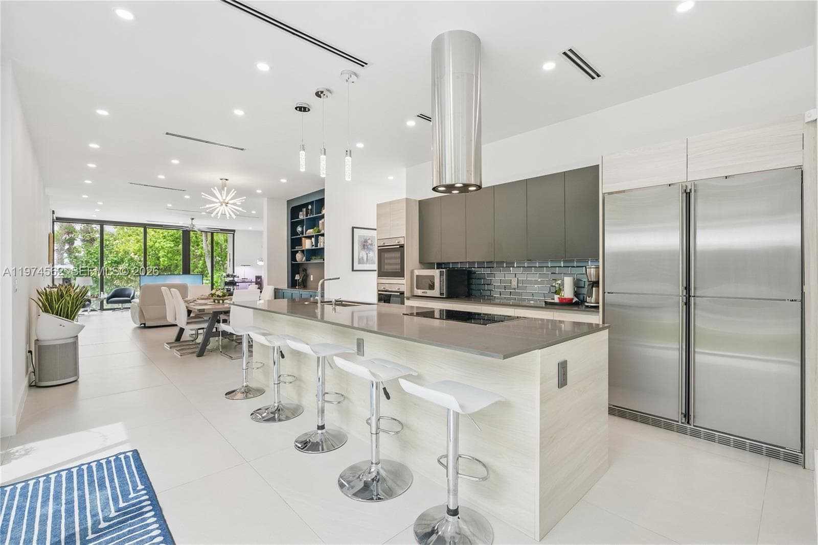 1845 NE 124th St, North Miami FL 33181 — 10