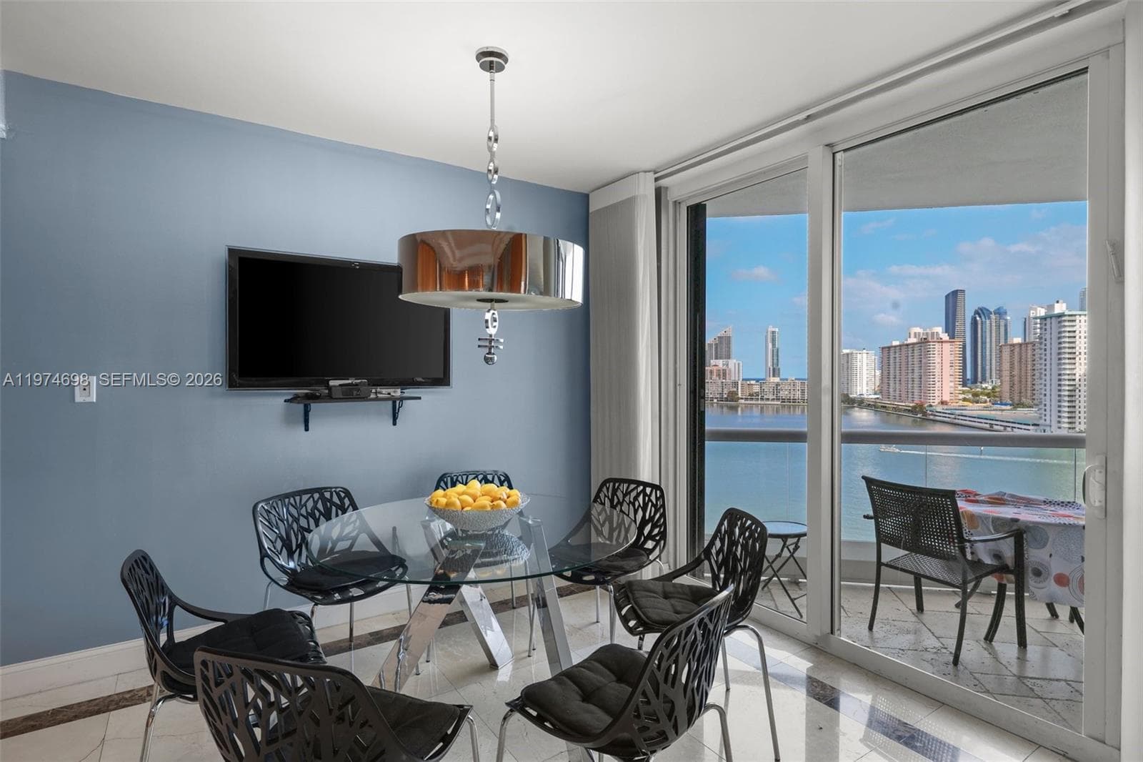 2600 Island Blvd # 1006, Aventura FL 33160 — 21