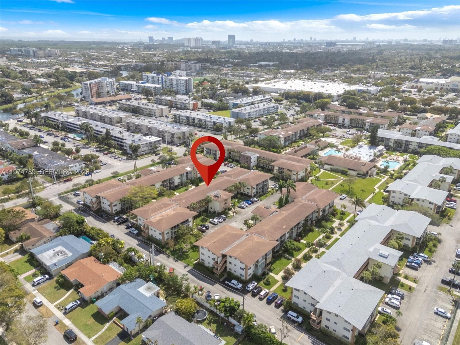 17050 NE 14th Ave # 106, Miami FL 33162 — 32