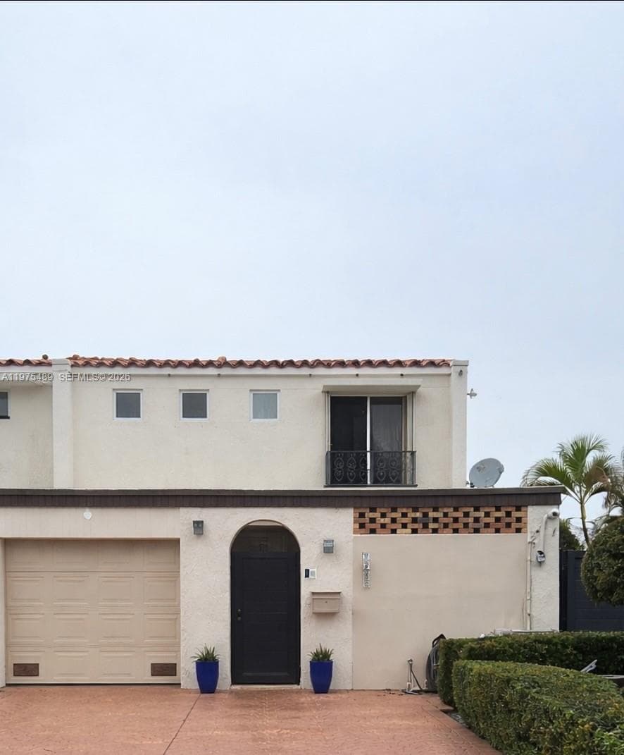 7282 Jacaranda Ln, Miami Lakes FL 33014 — 2