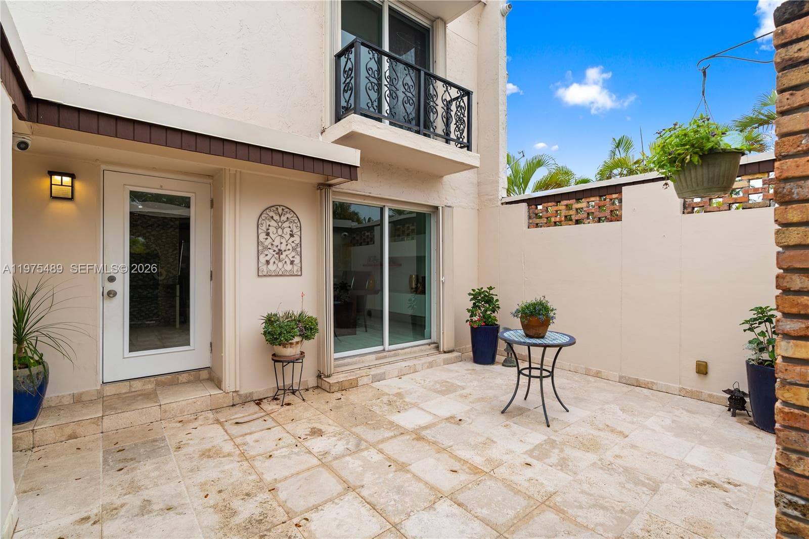 7282 Jacaranda Ln, Miami Lakes FL 33014 — 12