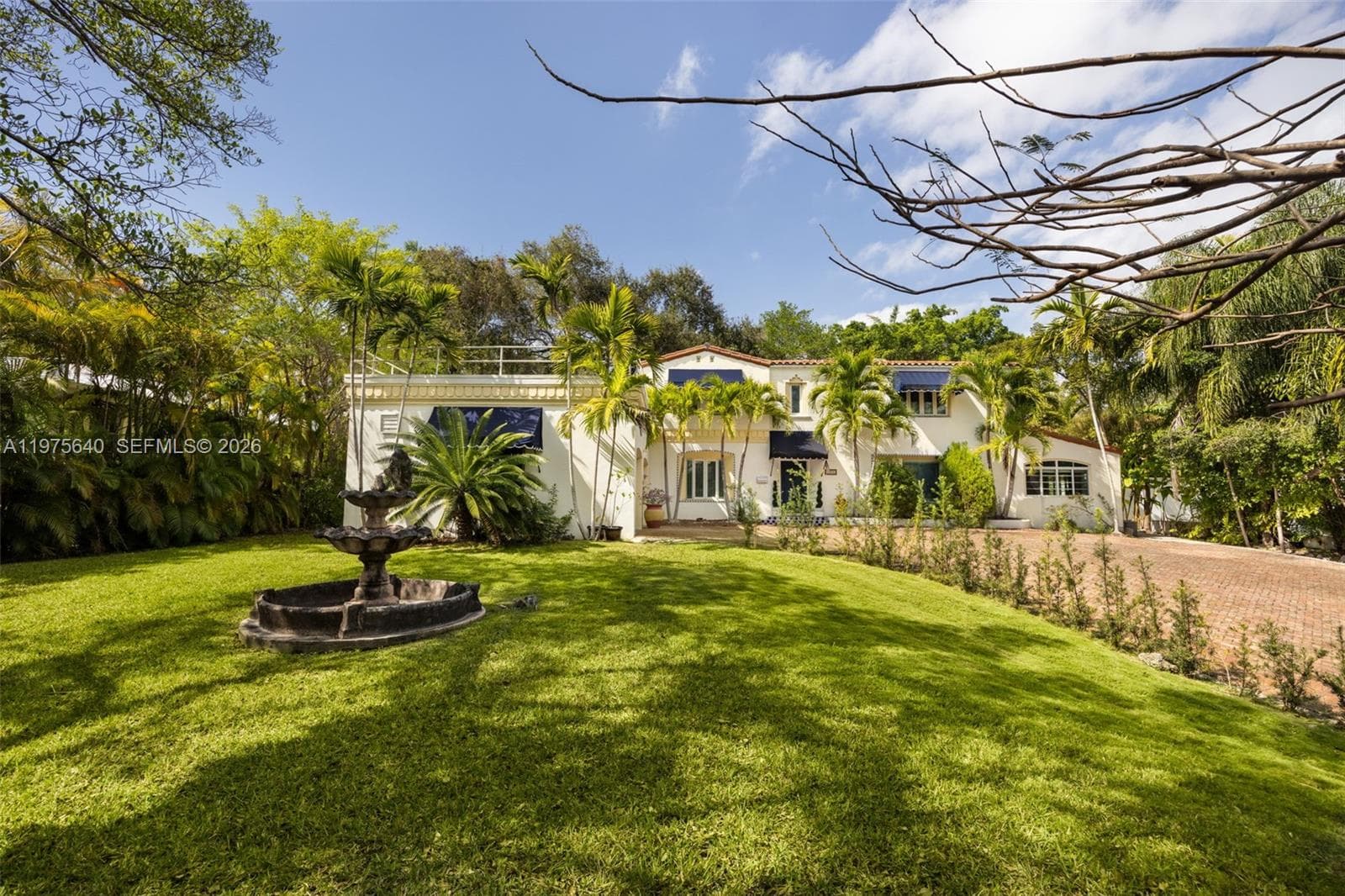 1645 S Bayshore Dr, Coconut Grove FL 33133 — 2