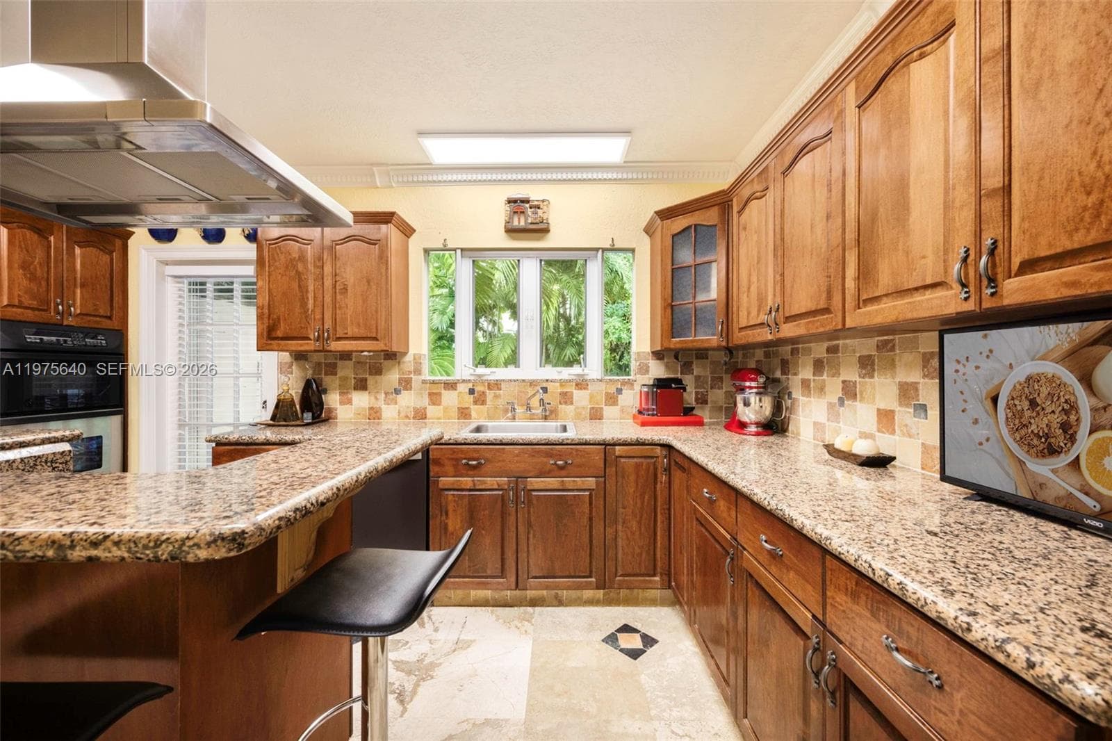 1645 S Bayshore Dr, Coconut Grove FL 33133 — 16