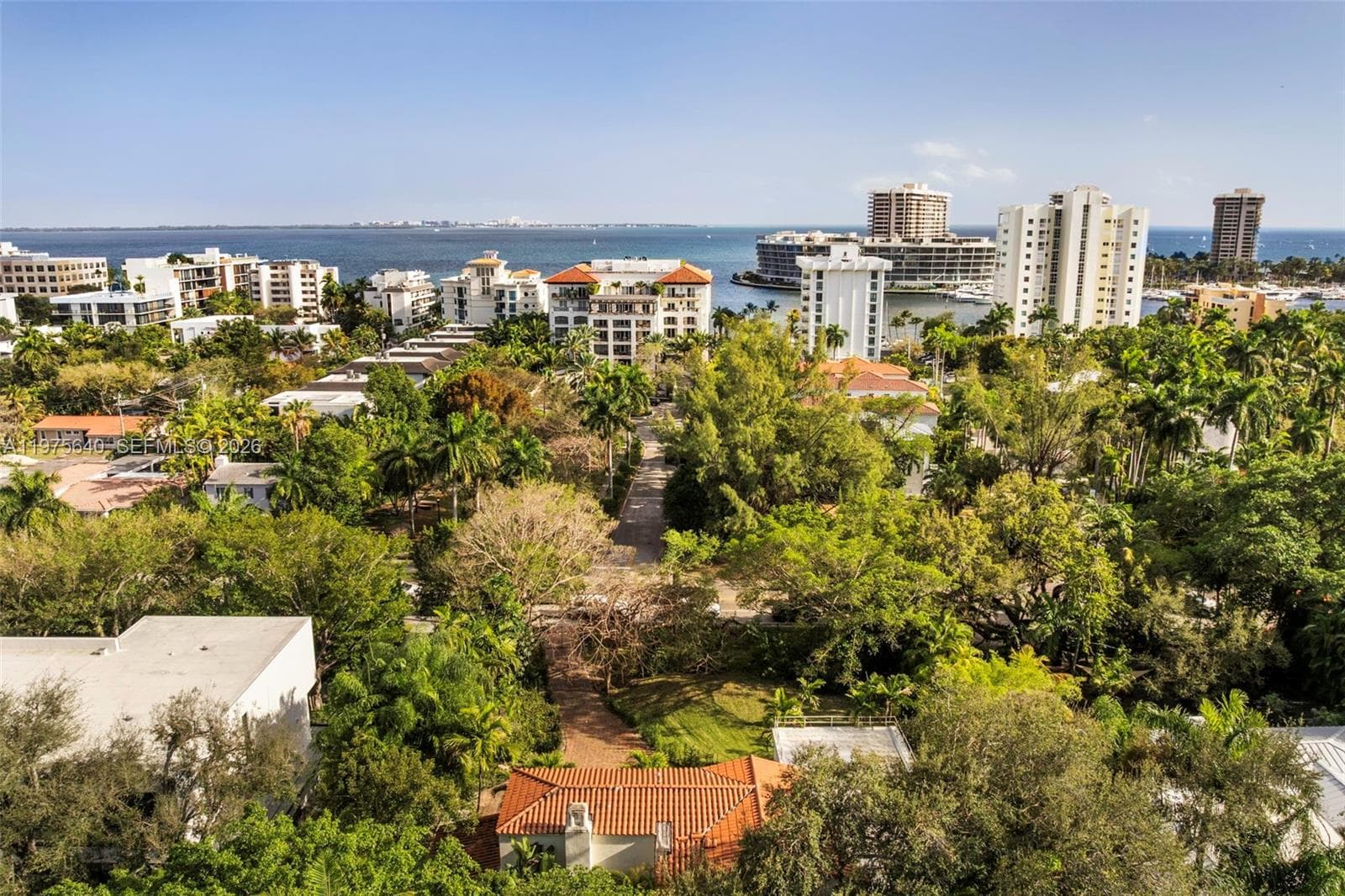 1645 S Bayshore Dr, Coconut Grove FL 33133 — 38