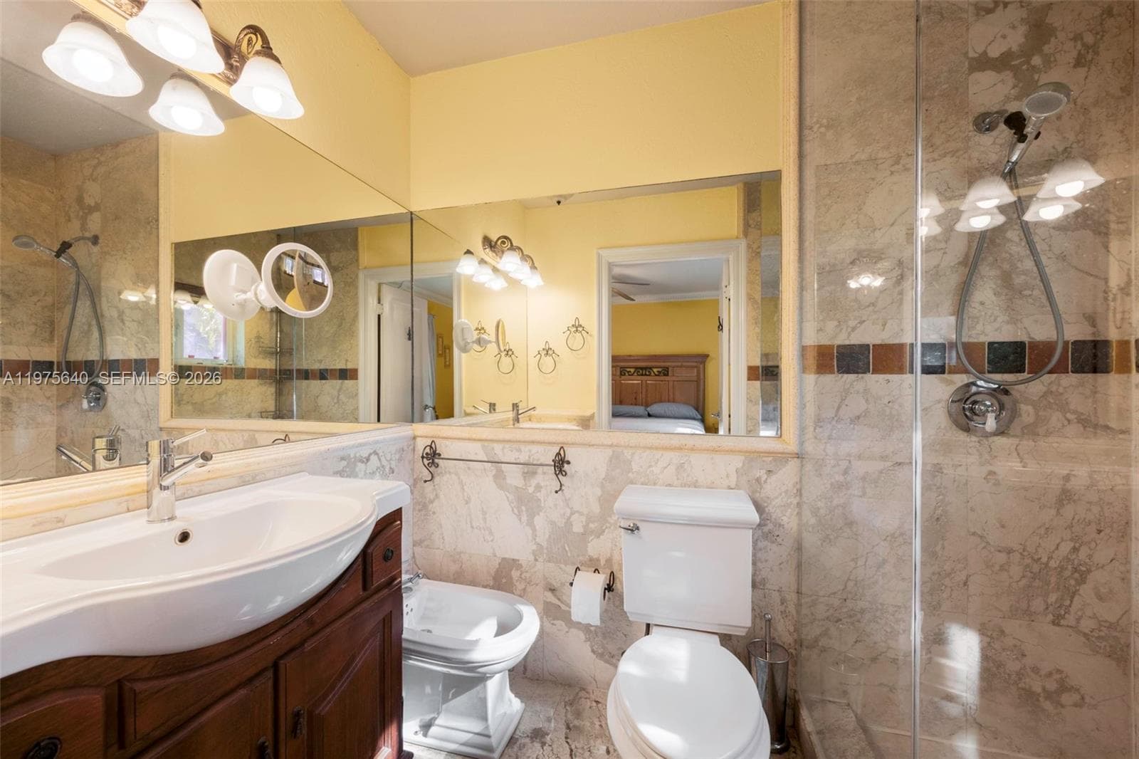 1645 S Bayshore Dr, Coconut Grove FL 33133 — 31