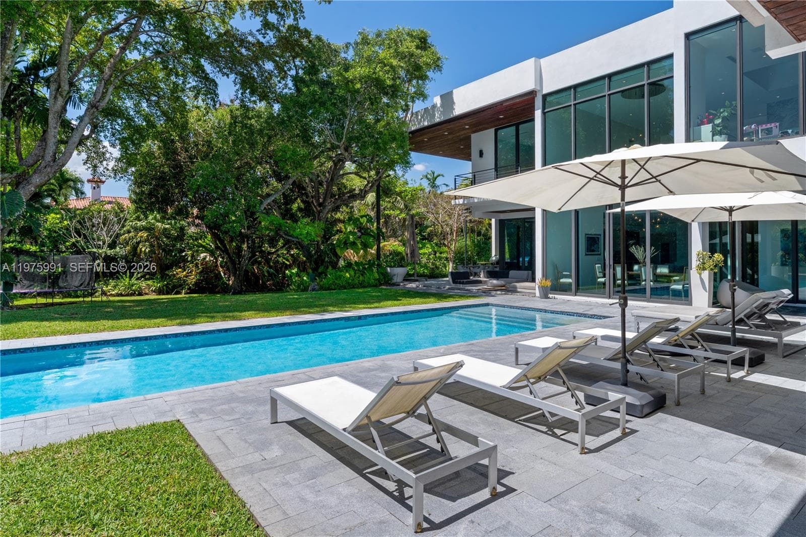 12220 Rock Garden Ln, Pinecrest FL 33156 — 51