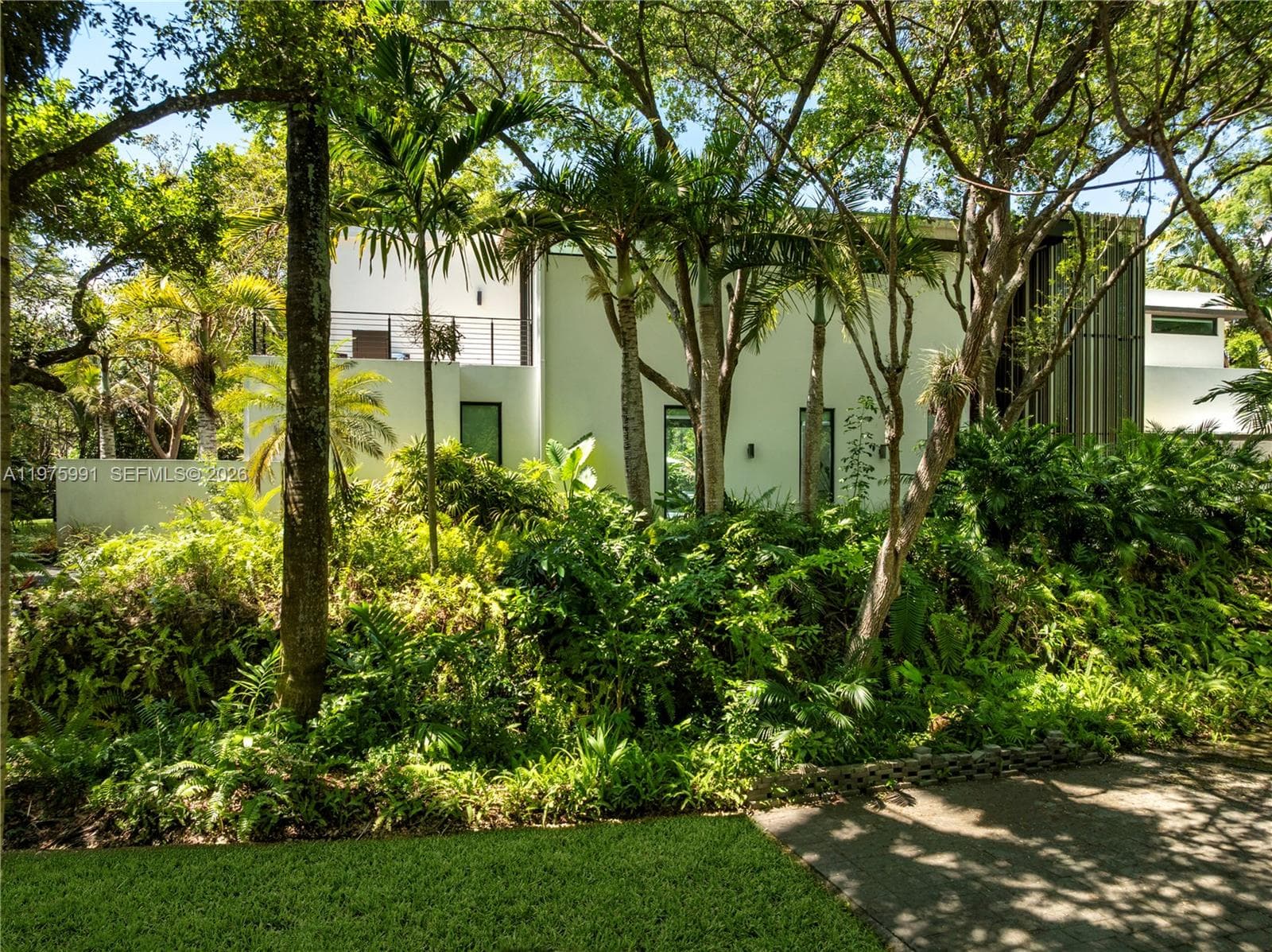 12220 Rock Garden Ln, Pinecrest FL 33156 — 55