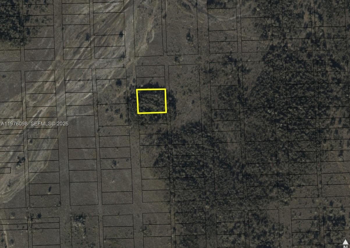 n/a -, Miami FL 33175 — 4