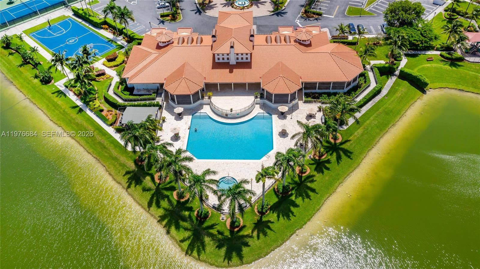 18821 SW 74th Ct, Cutler Bay FL 33157 — 76