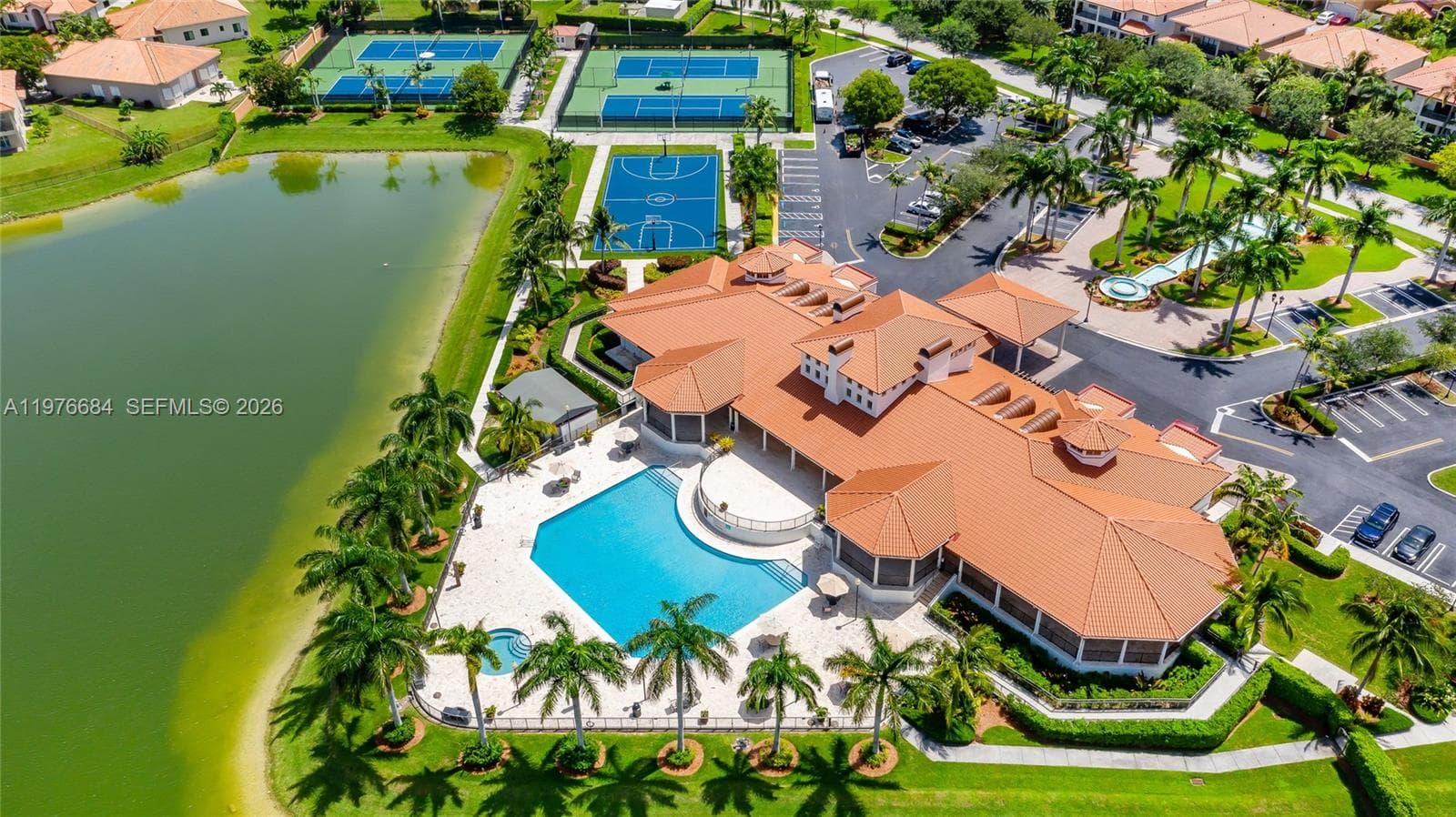 18821 SW 74th Ct, Cutler Bay FL 33157 — 77