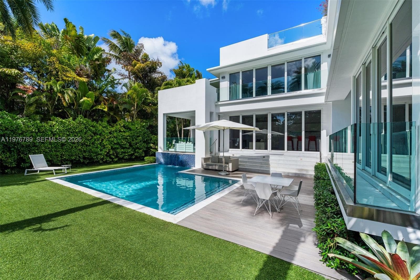 741 Harbor Dr, Key Biscayne FL 33149 — 32