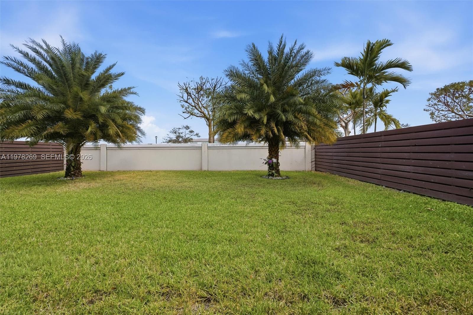 16033 NW 87th Ct, Miami Lakes FL 33018 — 27