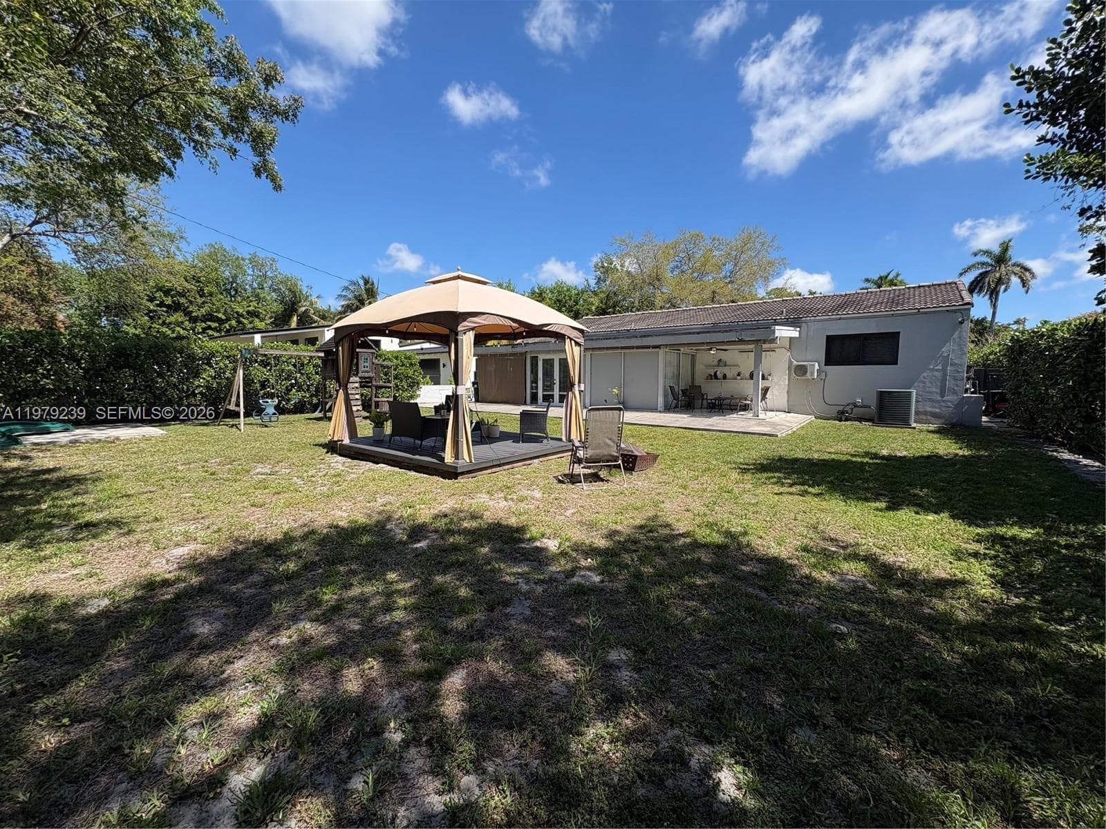 160 South Dr, Miami Springs FL 33166 — 20