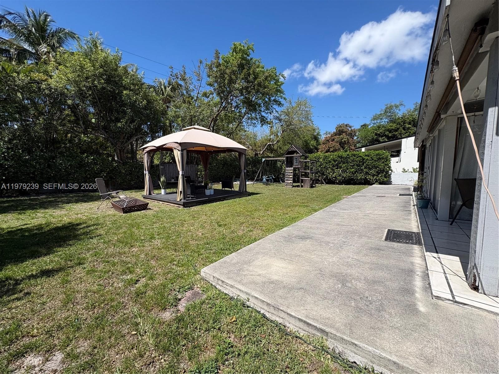 160 South Dr, Miami Springs FL 33166 — 18