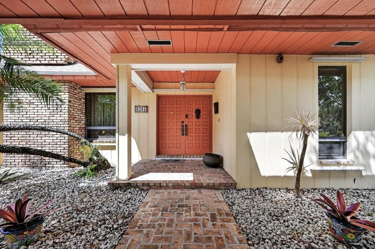 8261 SW 186th St, Cutler Bay FL 33157 — 6