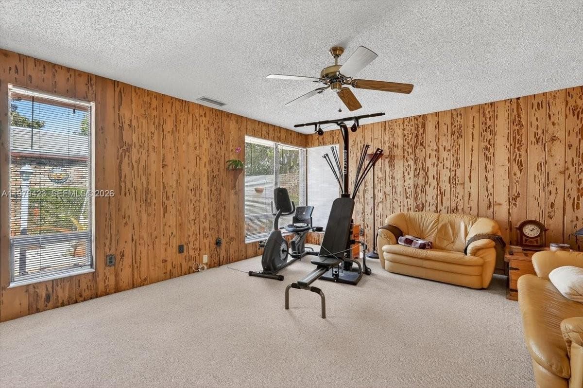 8261 SW 186th St, Cutler Bay FL 33157 — 10