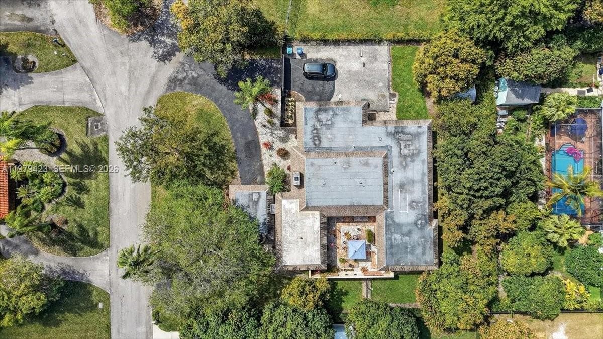 8261 SW 186th St, Cutler Bay FL 33157 — 54
