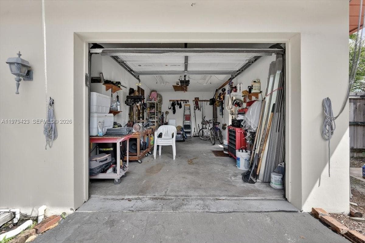 8261 SW 186th St, Cutler Bay FL 33157 — 50