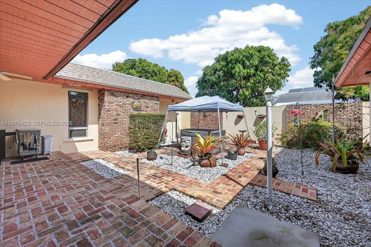 8261 SW 186th St, Cutler Bay FL 33157 — 48