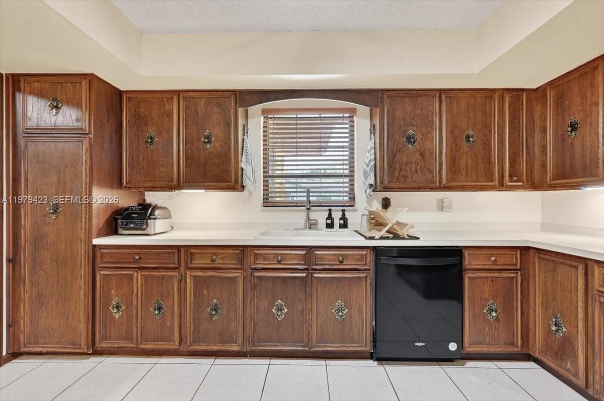 8261 SW 186th St, Cutler Bay FL 33157 — 19