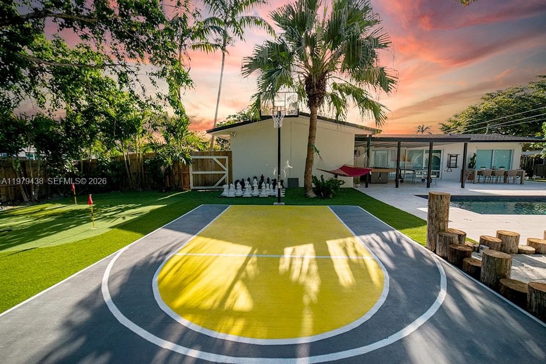 18800 Belmont Dr, Cutler Bay FL 33157 — 1