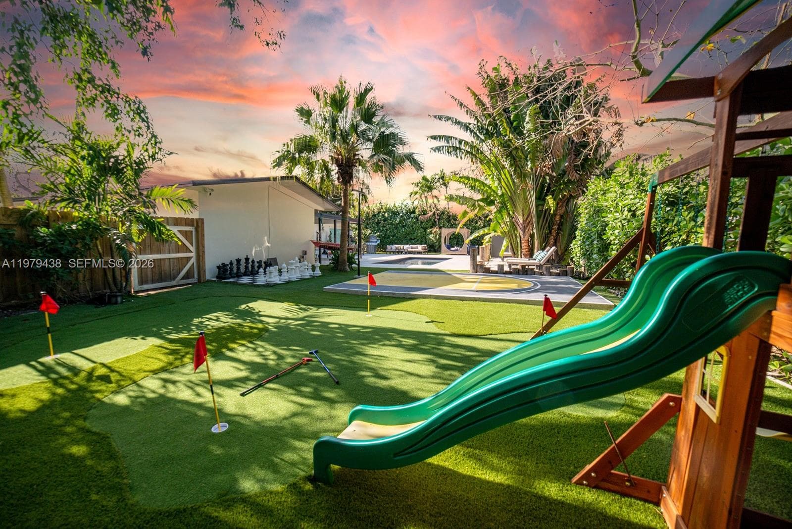 18800 Belmont Dr, Cutler Bay FL 33157 — 8