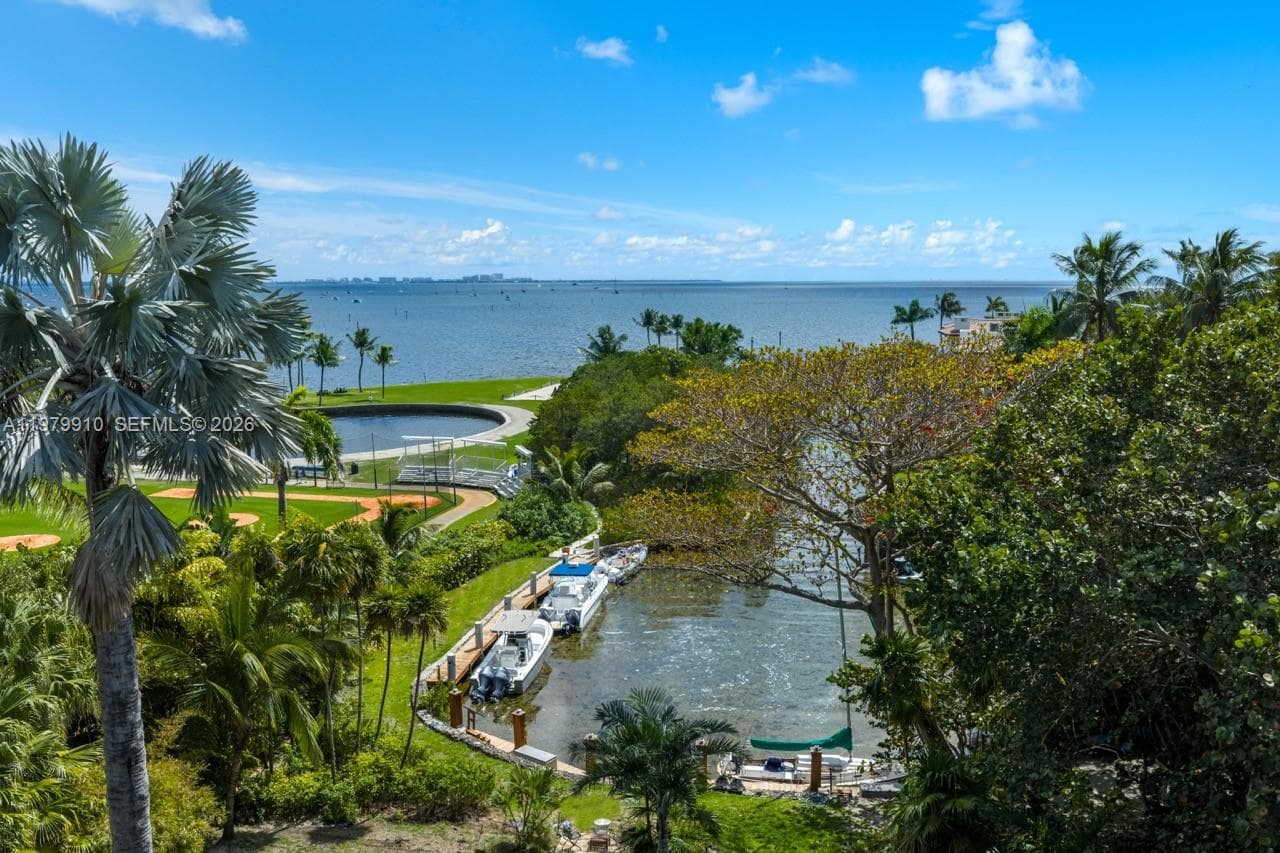 3373 Poinciana Ave, Miami FL 33133 — 6
