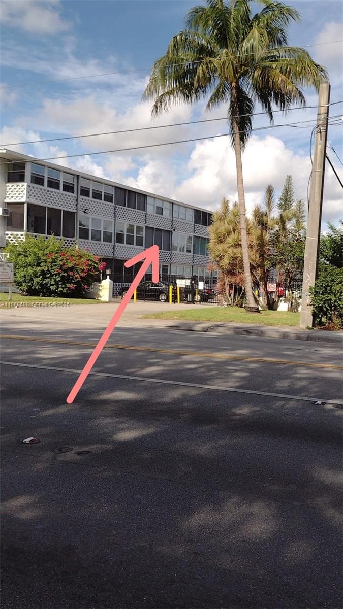 15610 NE 6th Ave # 19C, Miami FL 33162 — 13