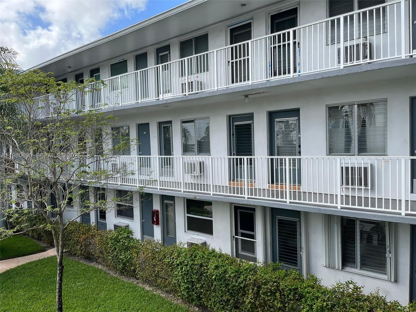 15610 NE 6th Ave # 19C, Miami FL 33162 — 4
