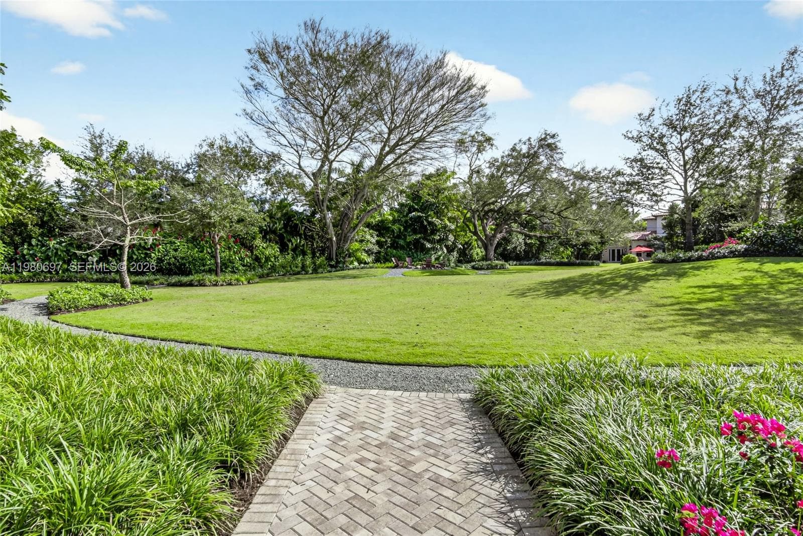 6255 SW 133rd St, Pinecrest FL 33156 — 23