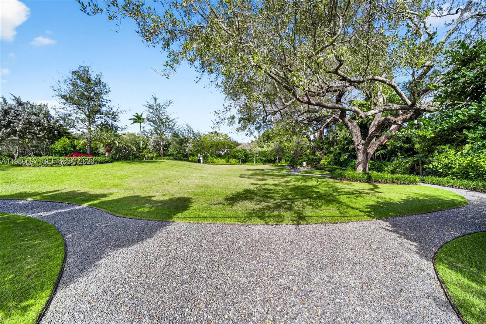6255 SW 133rd St, Pinecrest FL 33156 — 18