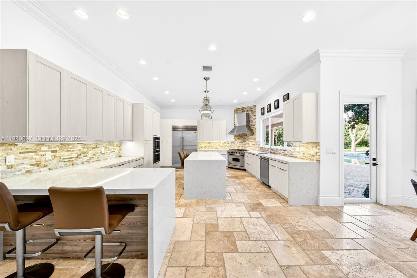 6255 SW 133rd St, Pinecrest FL 33156 — 35