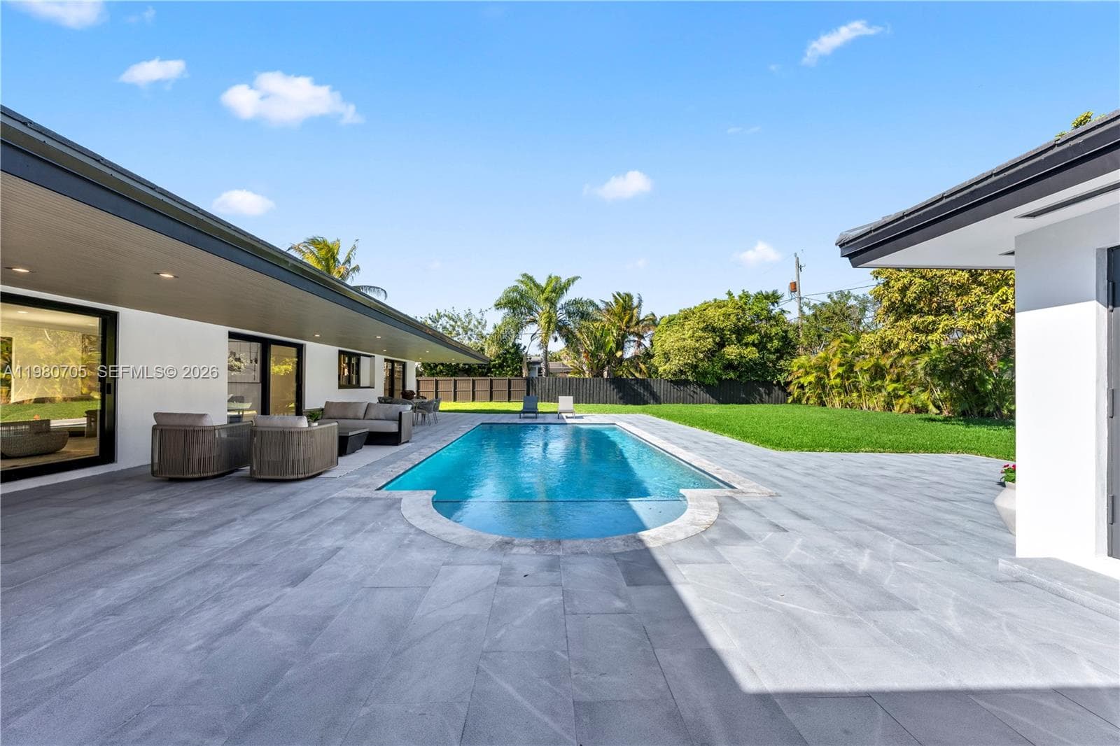 14323 SW 80th Ave, Palmetto Bay FL 33158 — 46