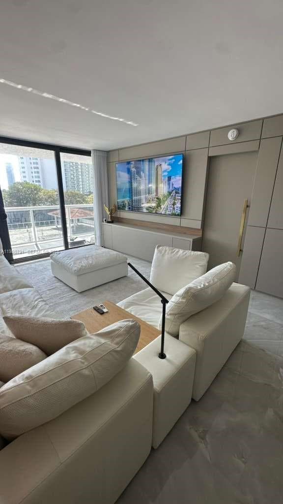 20505 E Country Club Dr # 534, Aventura FL 33180 — 32