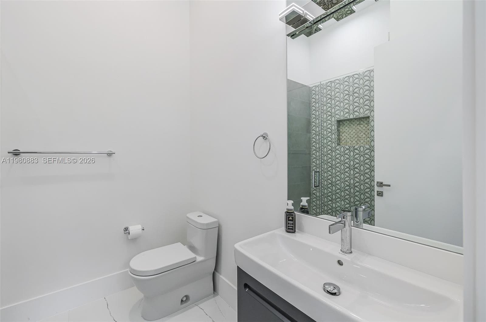 11780 NE 8th Ave, Biscayne Park FL 33161 — 50